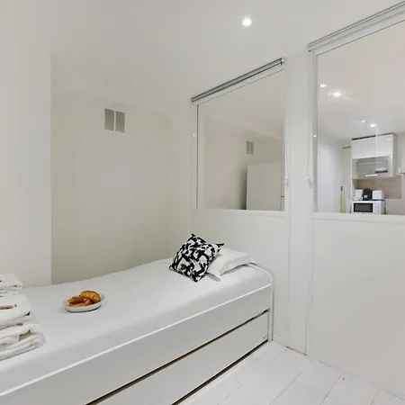 Spacious Apartment-2br-4p *