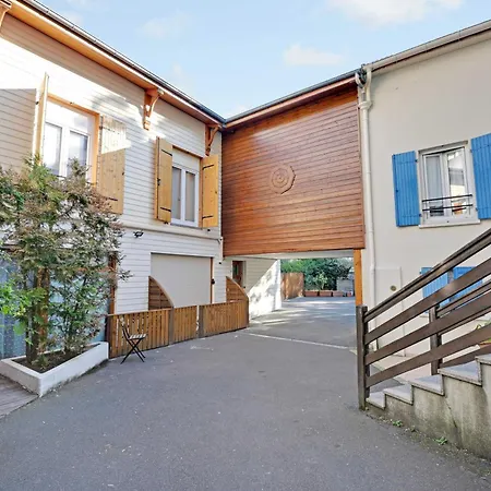 Lägenhet Spacious Apartment-2br-4p *