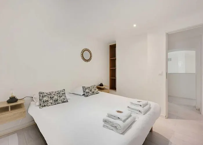 Spacious Apartment-2br-4p דירה